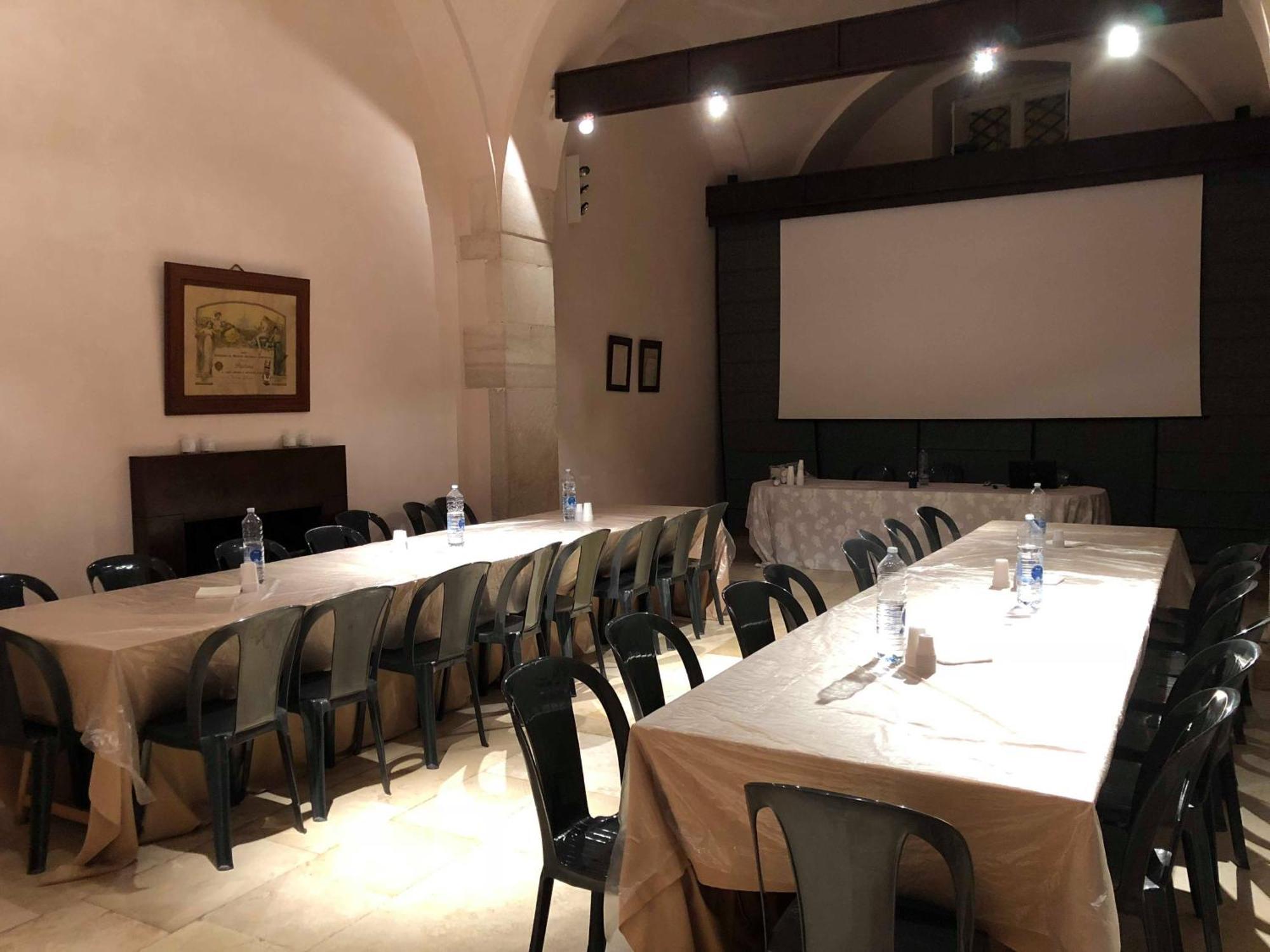 Foresteria Pellegrino 3* Andria